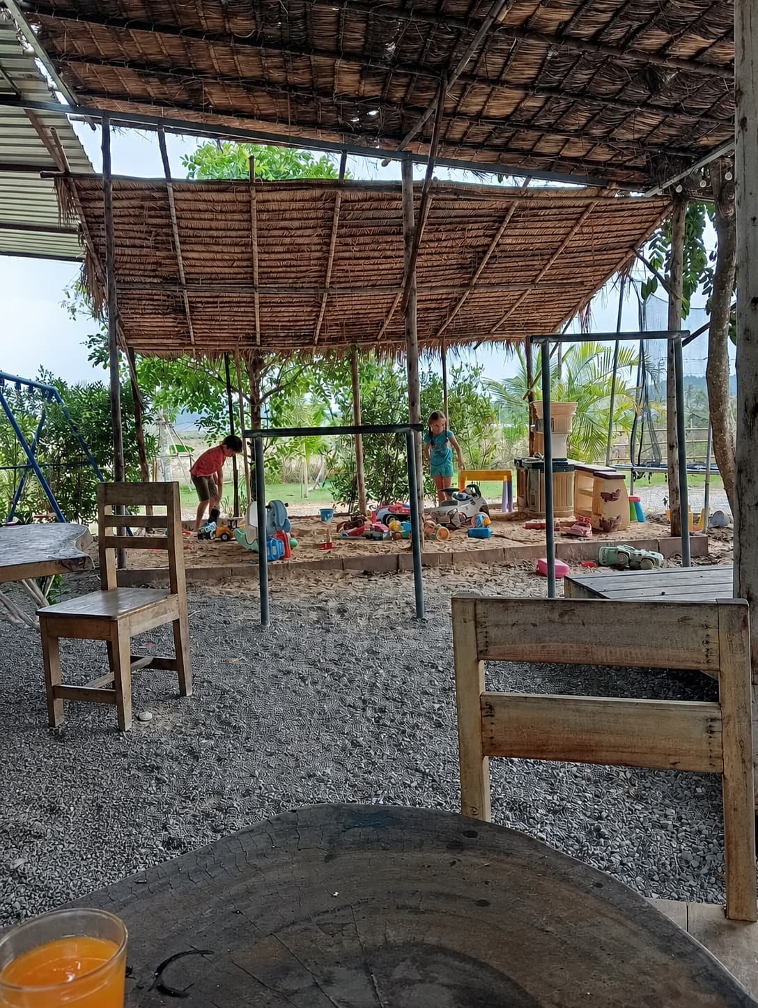 Parrotdise Farm à Thap Tai, café familial