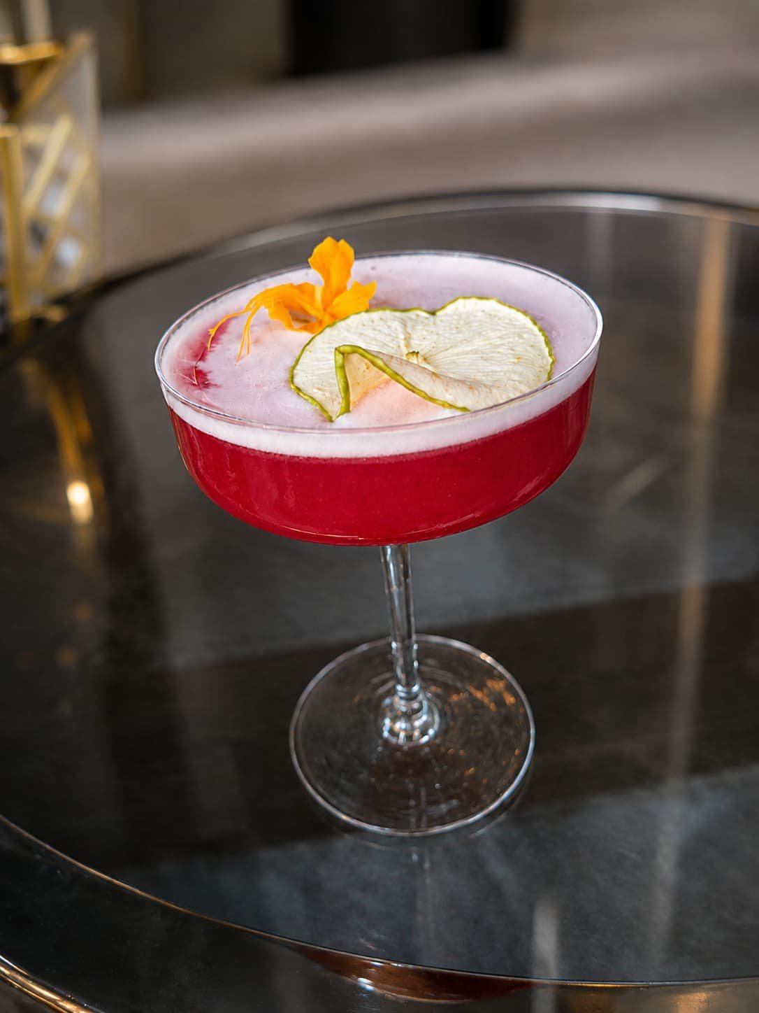 Cocktail servi au rooftop The Sky Hua Hin